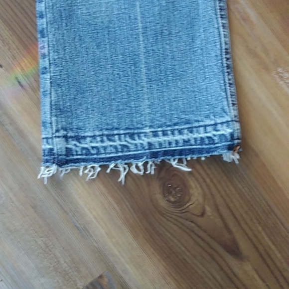 NWT 7 FOR ALL MANKIND CROPPED/FRAYED HEM A POCKET JEANS. Various Sizes - Picture 4 of 9